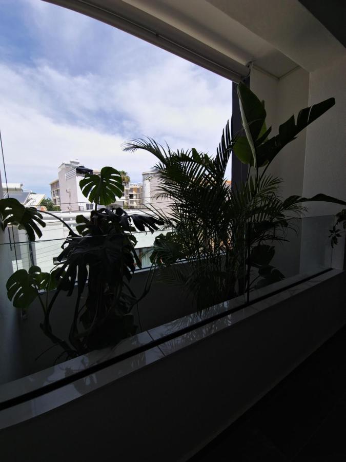 Carisa Deluxe Apartment With Jacuzzi Larnaka Exterior foto